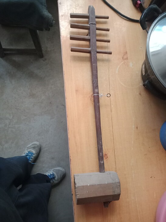 老二胡，整体长度76㎝，完美品相如图，四弦...