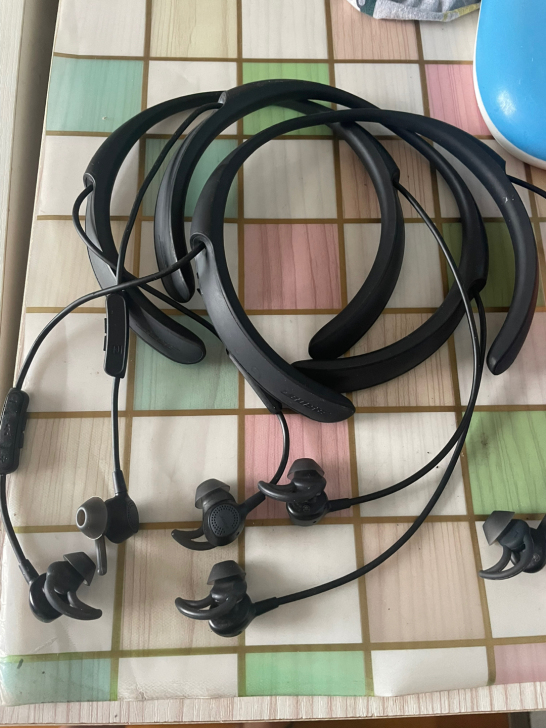 BOSEqc30蓝牙降噪耳机