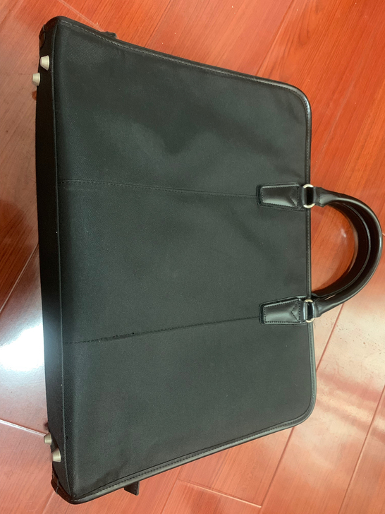 日本男士公文包 全新 买入很贵