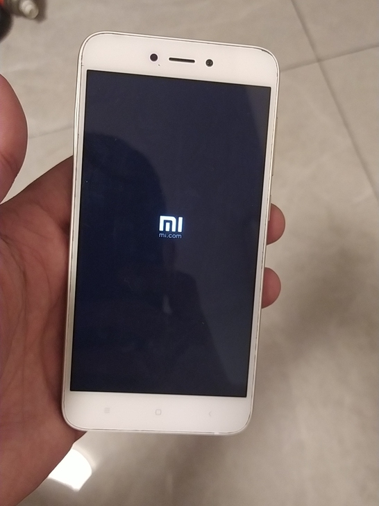 红米5a.全网通2/16,无账号,裸机,功...