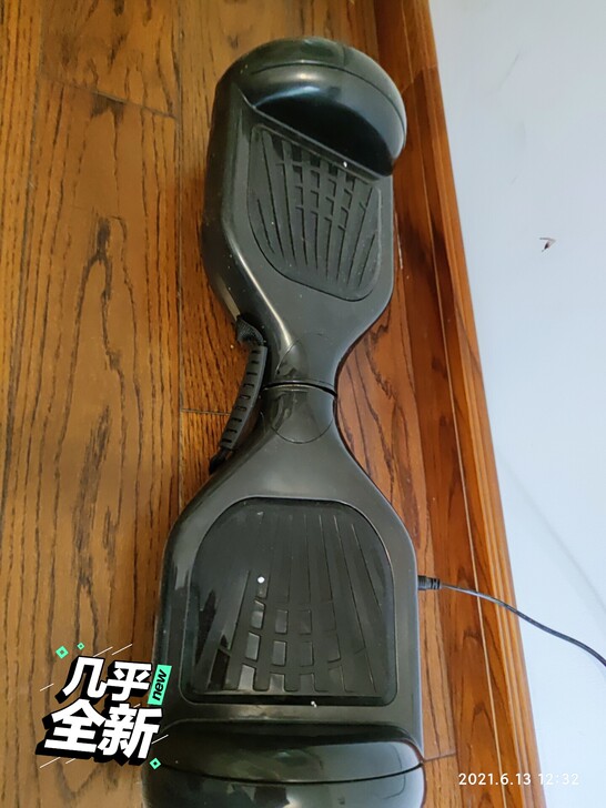 龙吟平衡车，带护具，几乎全新，由于比较重，...