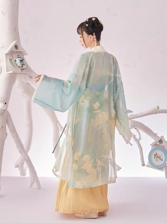 【出】十三余小豆蔻儿[西湖龙女]宋制汉服