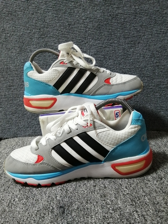 二手正品女鞋  38码阿迪达斯运动鞋