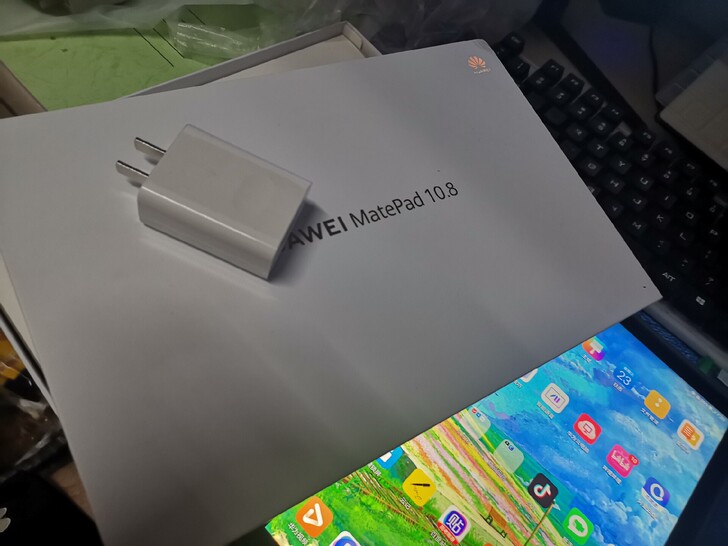 华为 mate pad 10.8 6+6...