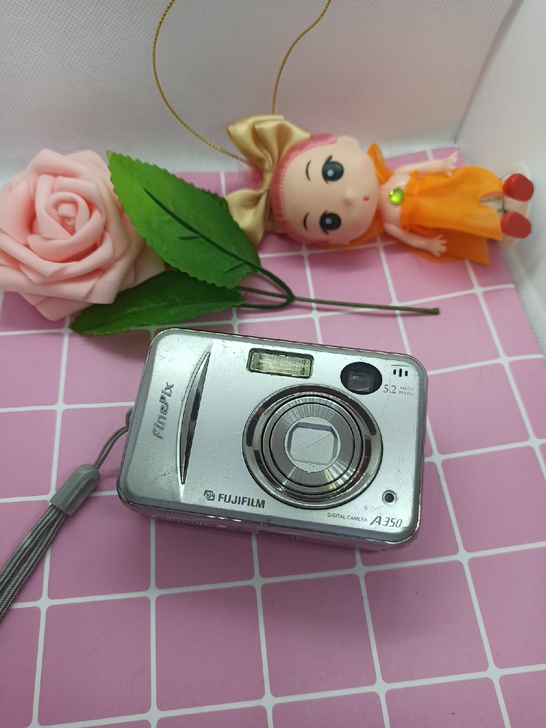 富士A350复古CCD经典数码相机面包机