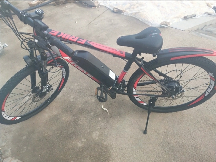 电助力山地自行车26寸电动锂电山地车成人变...