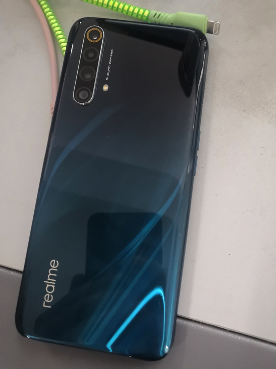 realme X50 5G手机