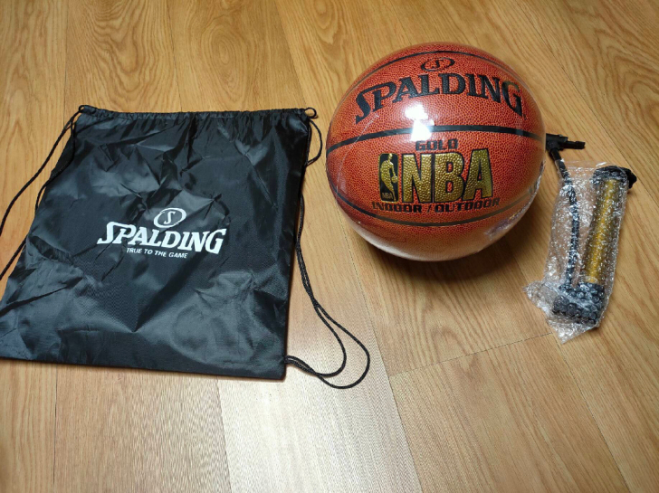 全新斯伯丁篮球 全新7号篮球全新7号闲置...