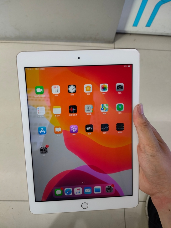 iPad第五代 2017款，国行128g外...