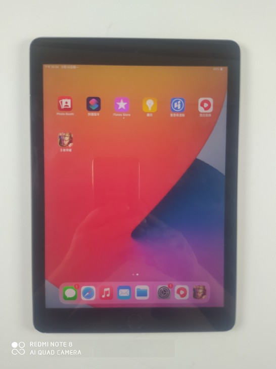 特价出售ipad2018款，iPad六代，...