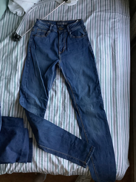 bershka的牛仔裤子