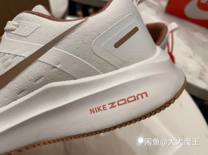 耐克飞线，登月，zoom科技大底，上脚舒服...