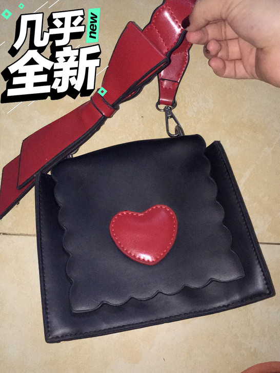 爱心手提包