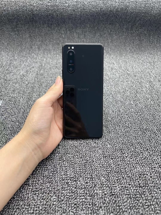 索尼Xperia5 ii 8+256 成色...