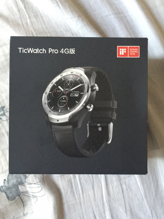 Ticwatch Pro 4G 包装配件齐...