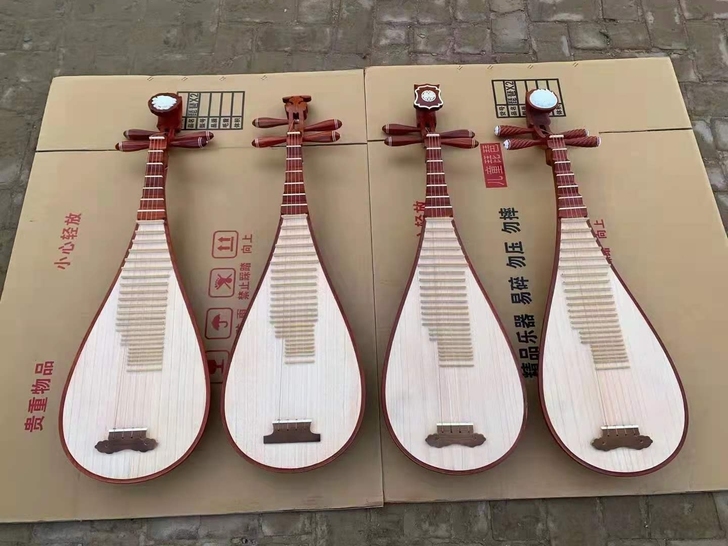 特价几把花梨木原木抛光琵琶，没有一点油漆，...