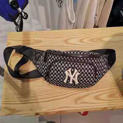 (专柜爆款)mlb腰包专柜正品ny斜跨包女...