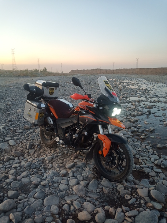 赛科龙rx3s400，车况好，带三箱，租车...