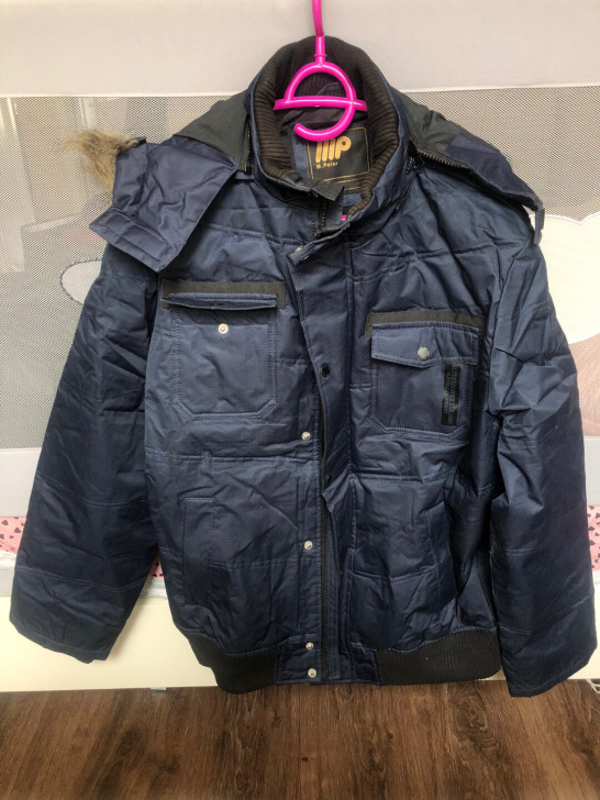 美特斯邦威男士羽绒服，175尺码