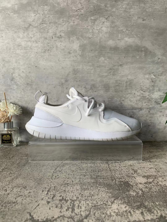 119元 37.5码耐克Nike轻便透气缓...