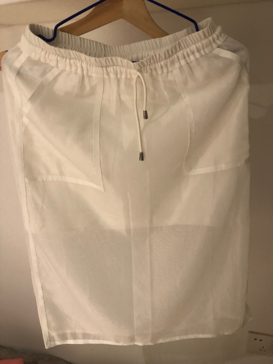 中长裙 休闲款 松紧腰系带  白色网格