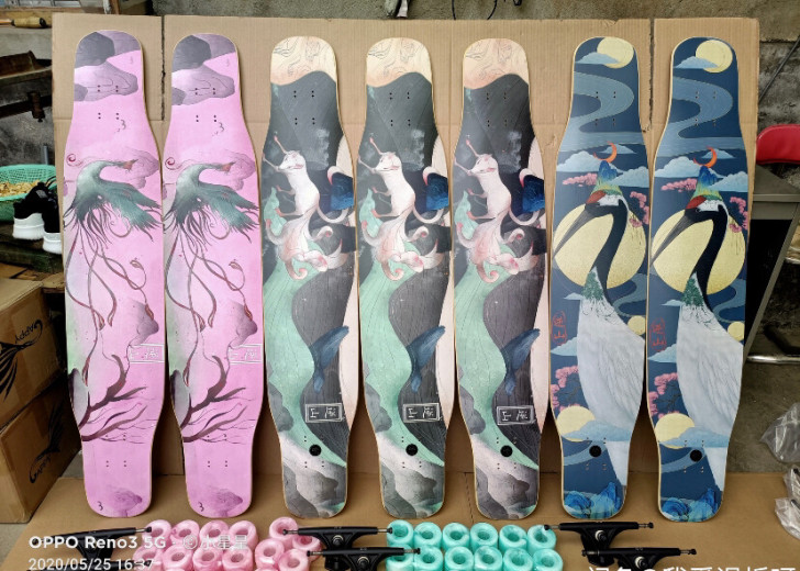 逆山长板滑板白狐长板滑板舞板女生喵专业板云...