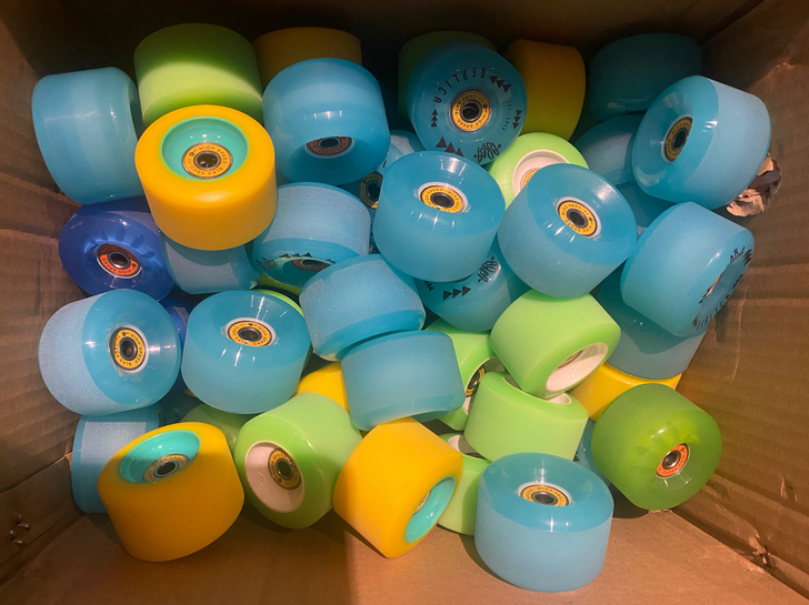 高级专业双翘长板轮轮子滑板雪糕轮四轮舞板长...