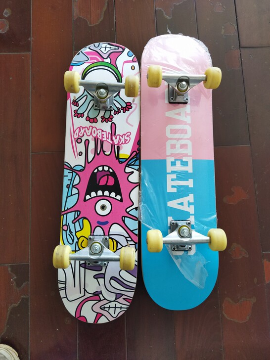 初学者滑板九成新低价转让包邮