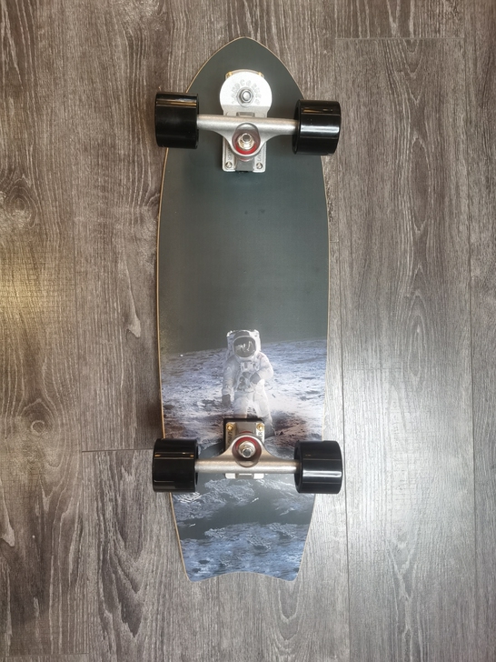 陆地冲浪滑板 免蹬滑板 滑雪冲浪练习 刻滑