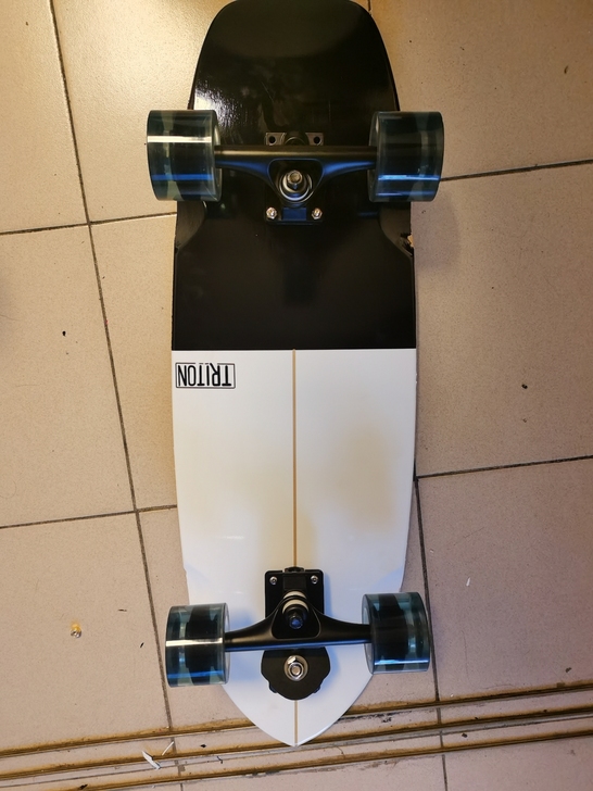 原价1500元carver陆地冲浪板特价3...