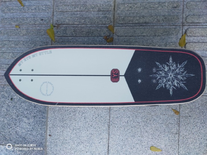 工厂存货板，瑕疵板，限量板，陆地冲浪滑板