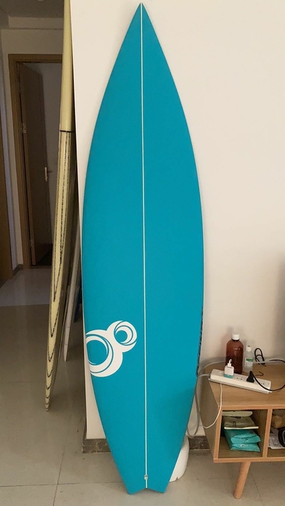 酷热夏天来袭，冲浪狂潮即将激起，一手玻璃钢...