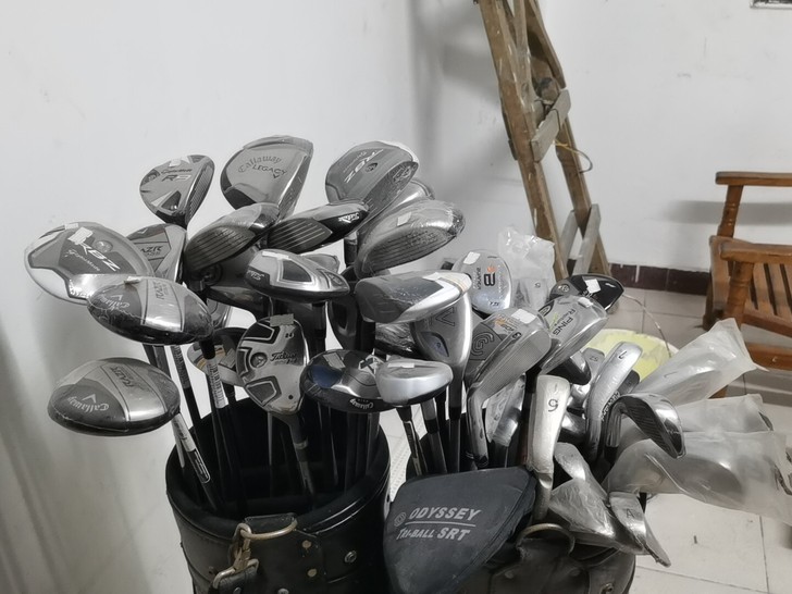 几乎全新 未拆胶纸