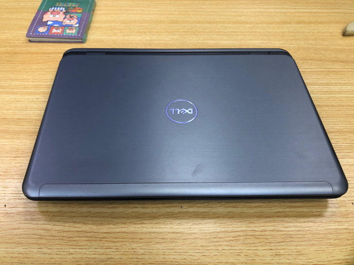 DELL inspron 14  i5二代...
