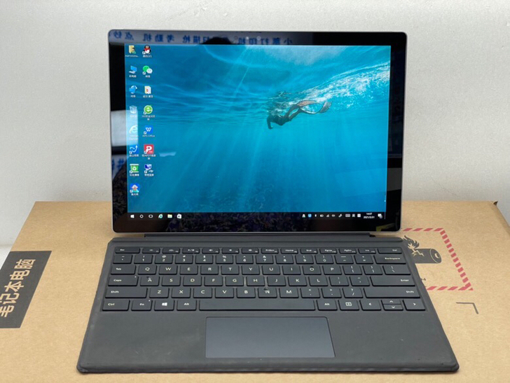 一机两用，是笔记本也是平板！微软Surfa...