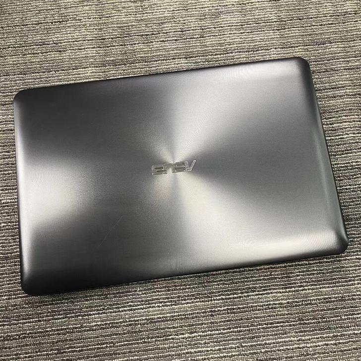 华硕A555QG  办公商务本。整体成色靓...