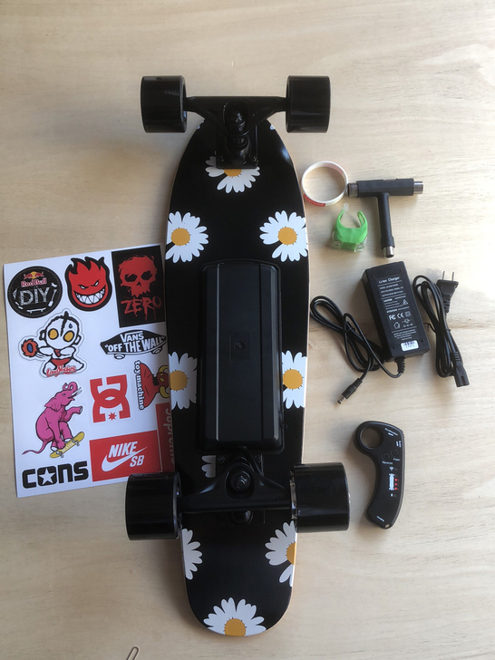 滑板专业板电动滑板小鱼板刷街代步