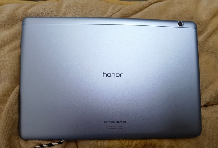 荣耀平板5,10.1英寸,运行内存4+64...