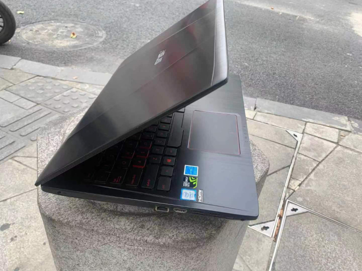 华硕飞行堡垒zx53v游戏笔记本 i7-7...