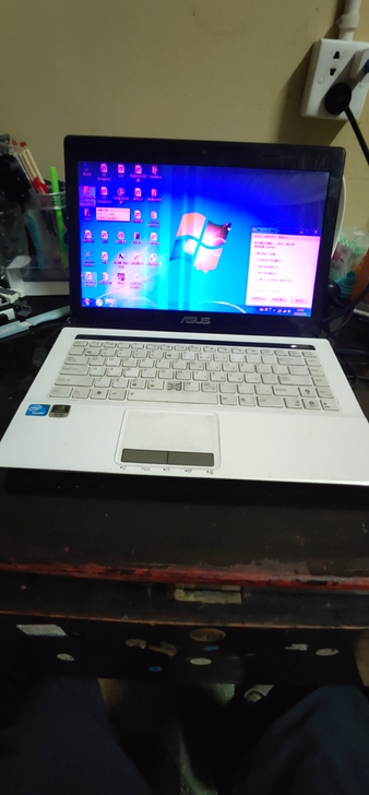 卖自己用的华硕电脑笔记本一台，不带硬盘30...