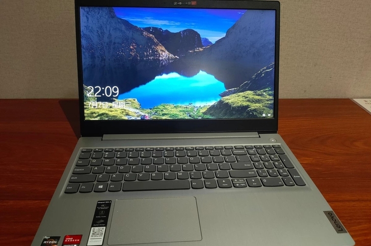 联想小新ideapad笔记本电脑