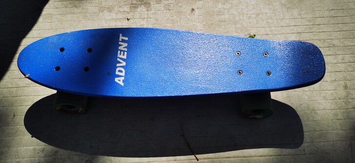 小鱼板滑板初学者女生男生刷街代步专业板儿童...