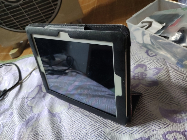 多年前的台电平板 x98 3g版，具体配置...