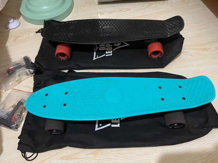 小鱼板塑料小鱼板滑板香蕉板枫木单翘