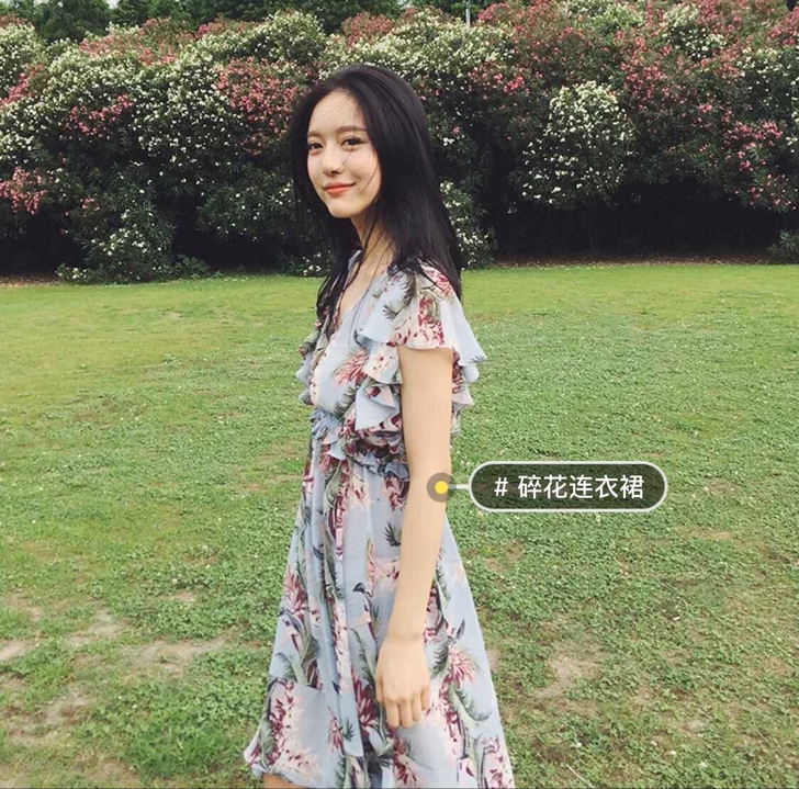 付邮送雪纺碎花裙L码