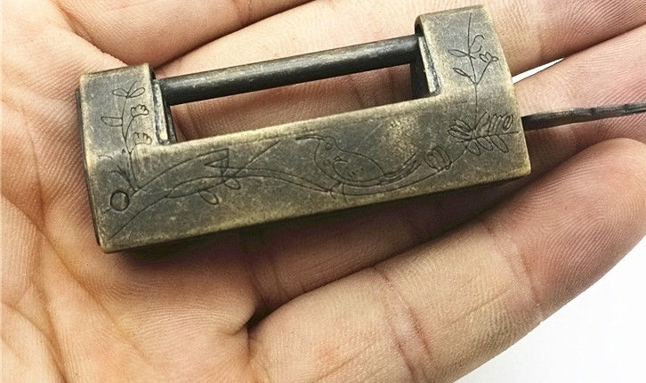 古玩收藏古董铜器袖珍小号喜上眉梢铜锁古香古...