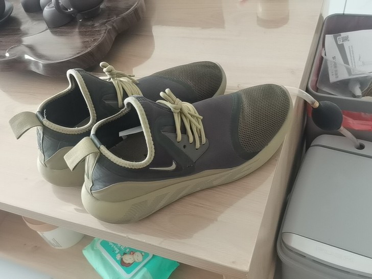 耐克男鞋41号低价转让，保证真的，假的你给...
