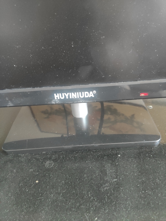 广州现代19寸显示器，带HDMI和vga双...