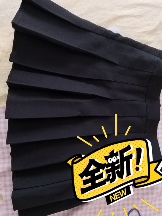 全新付邮送百褶裙全新