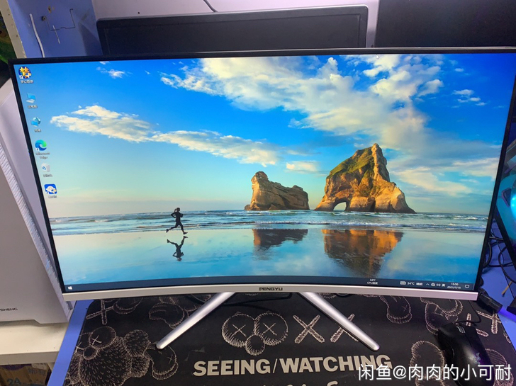 32寸曲面75hz显示器 带原厂包装 成色...